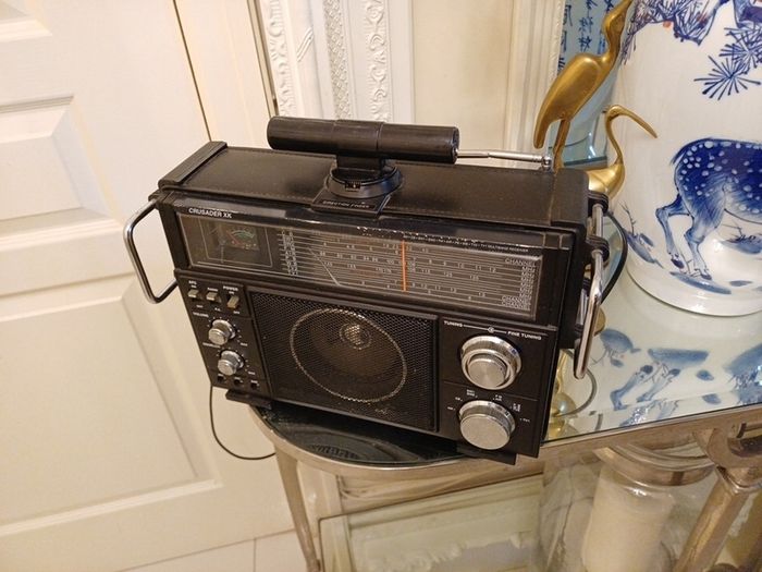 Crusader multi band radio