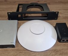 Ubiquti Cloudkey gen2+ & Unifi AP