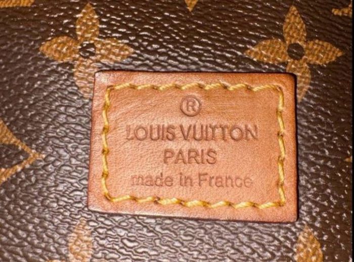Vintage Louis Vuitton Samur MM bag