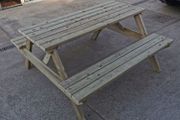 picnic bench