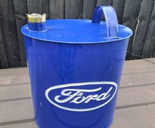 ford oil can