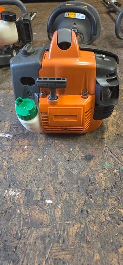 Husqvarna hedge trimmer
