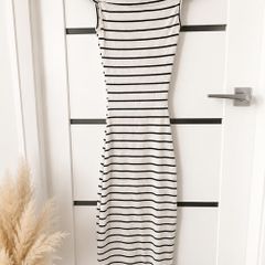 BNWT Pull & Bear Off Shoulder Ribbed Stripe Midi Dress XS