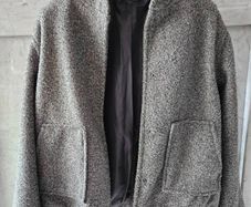 Oversize jacket.