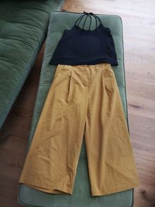 Women's Trousers and tank outfit