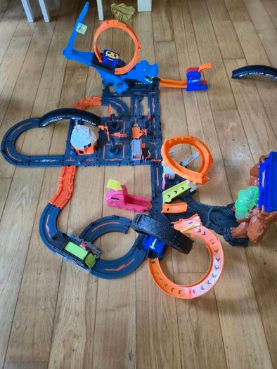 Hot wheels city