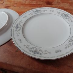 Vintage Fine Porcelain China Diane Japan plate set.