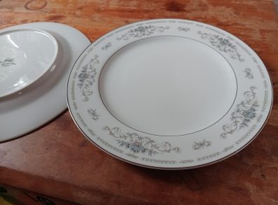 Vintage Fine Porcelain China Diane Japan plate set.