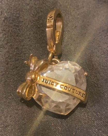 Juicy couture banner heart with bow charm