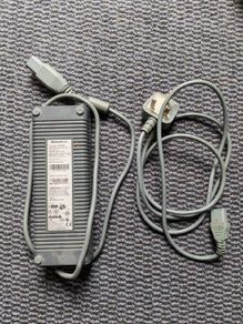 Xbox 360 Power adaptor