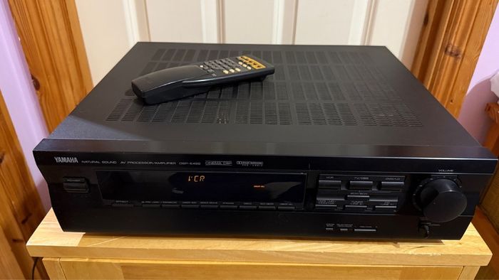 Yamaha Av Processor/amplifier  Dsp-e492