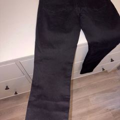 Black skinny jeans