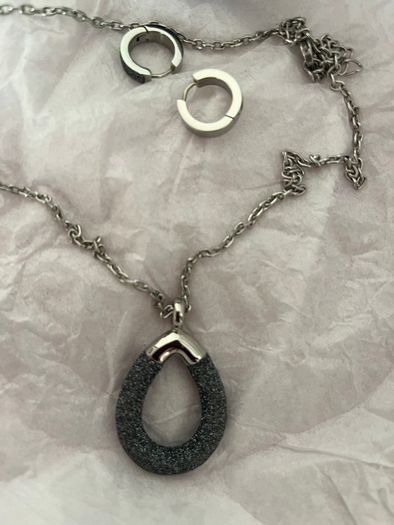 New Pendant & Earrings Set