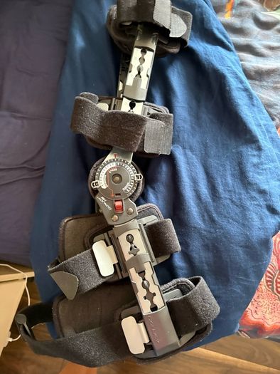 knee brace