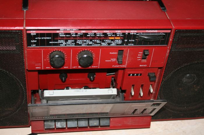 Hitachi TRK-612E