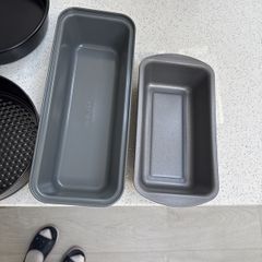 kitchen baking utensils
