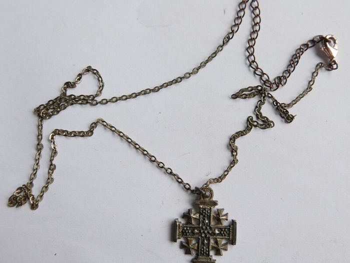 Vintage Jerusalem Cross Pendant Necklace 19" length
