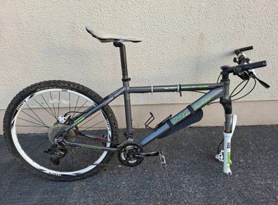 Carrera vengeance mountain bike