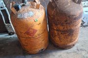 gas bottles (full)