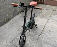 Eskute F200 Folding Electric Bike