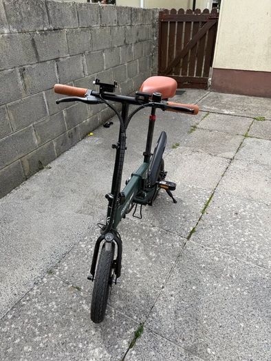 Eskute F200 Folding Electric Bike