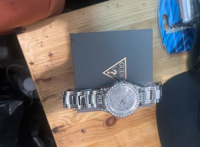 Guess Watch
