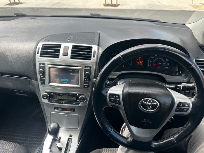 2013 Toyota Avensis