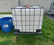Bull tank