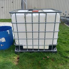 Bull tank