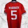 Man Utd ( Retro / Mc Grath 5 ) Jersey , Size M . Image 2