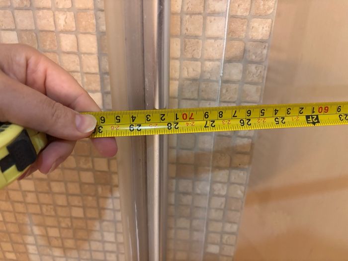 bathroom glass screen