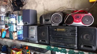 radios