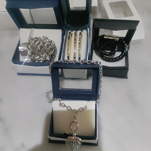 jewellery
