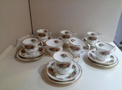 Beautiful Vintage 20 Piece Tea Set by Elizabethan  "English Garden", Fine Bone China