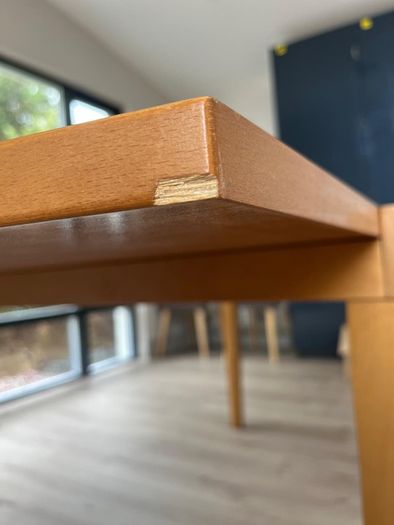 Extendable table