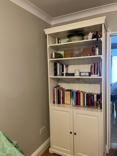 Dresser & TV Unit