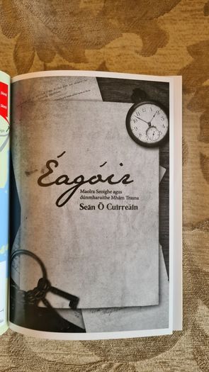 Eagoir. Maolra Seoighe Agus Dunmharuithe Mham Trasna. Sean O Cuirreain. Paperback In Very Good Condition.