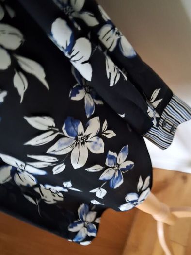 American Brand NYDJ Tie Blouse Size S