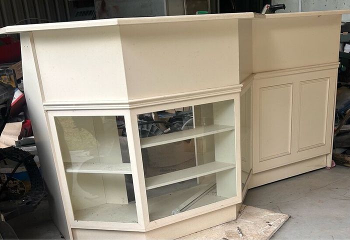 Reception desk