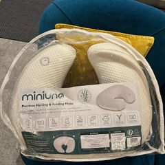 feeding pillow