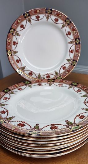 Vintage Arklow 812 Dinner Plates