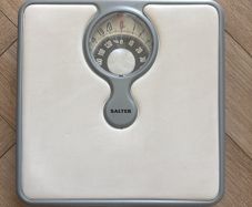 Weighing scale