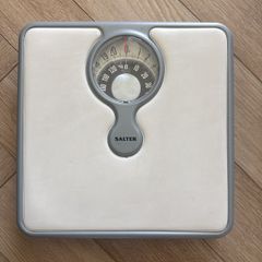 Weighing scale