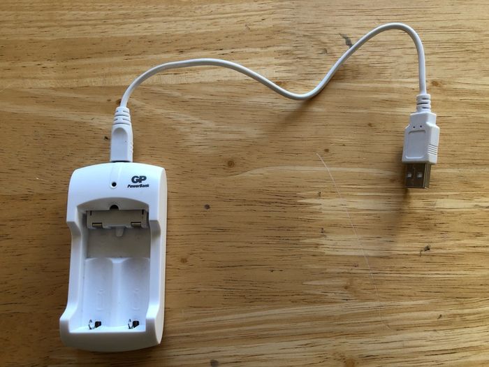 Battery charger GP for USB