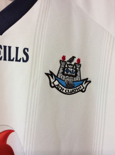 Dublin Jersey. Season 2010/2012. Official Oneills Dublin GAA Goalkeepers / Alternate Jersey. Authentic Original From 2010. Not A Modern Day Remake.