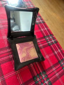 Illamasqua beyond powder