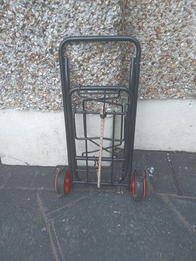 Small folding trolley