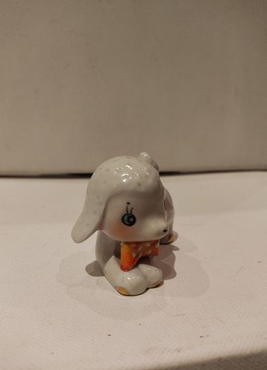 Vintage Kitch Ceramic Lamb