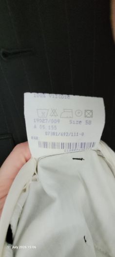 Men's grey pinstripe suit (EU 58/UK48)