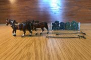 Britain's lead toy horses and field marker and gate 6F toy 1/32